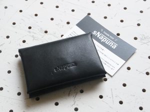 名刺入れ（カードケース）001商品画像009：上からの画像です。縫い目が見えないので、スッキリ見えます。
