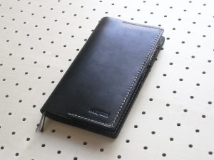 ほぼ日手帳weeksカバー商品画像002:表面の画像です。