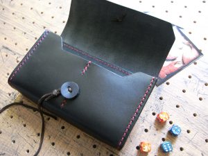 デッキケース(トレカケース)商品画像005:展開した画像です。