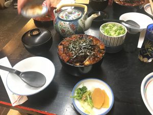 名物のひつまぶしの画像