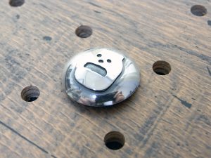 シーサープレーンコンチョ商品画像002：正面右の画像です。