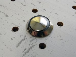 サークルアイコンチョ商品画像002:左側から見た画像です。