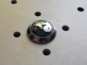 金魚コンチョ商品画像002：右から見た画像です。