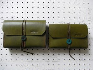 デッキケースL（ローダー対応）商品画像011：デッキケースL（ローダー対応）とデッキケース002との大きさ比較です。