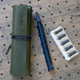 プルームテックプラスケース（Lサイズ）商品画像000：マウスピースを装着した状態で収納可能です