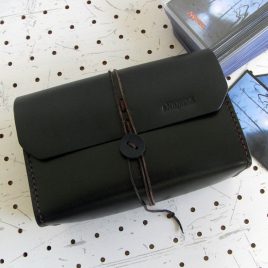 デッキケースXXL（ローダー対応&65mm厚収納対応）商品画像000：ローダー対応且つ大ボリュームに対応したデッキケースです