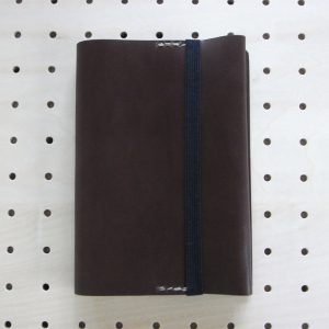 文庫本カバー（フリーサイズ※A6規格）商品画像000：フリーサイズなので厚さに関係なく収納できます