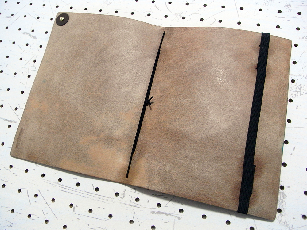 A5シンプルノートカバー(カラー)使用前004:中面は着色していません