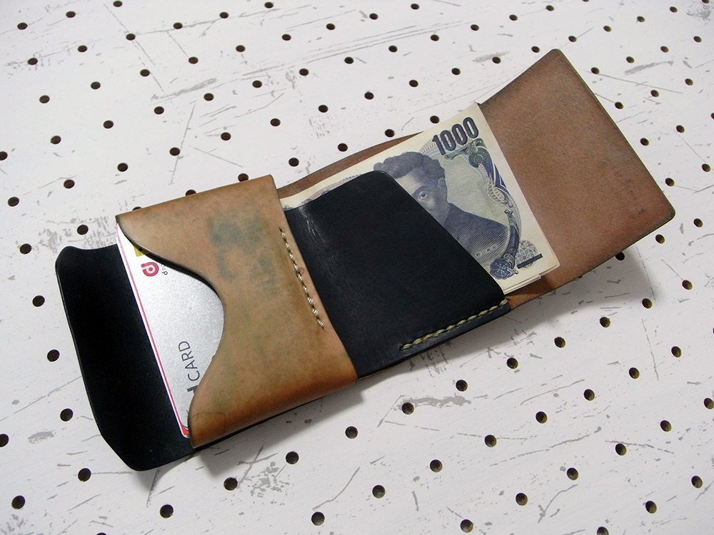 ミニマムウォレット002(クリーニング後5/6)/内側もクリーニングしたので、少し見栄えが良くなりました