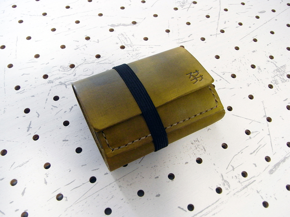 姫路レザーのミニマムウォレット