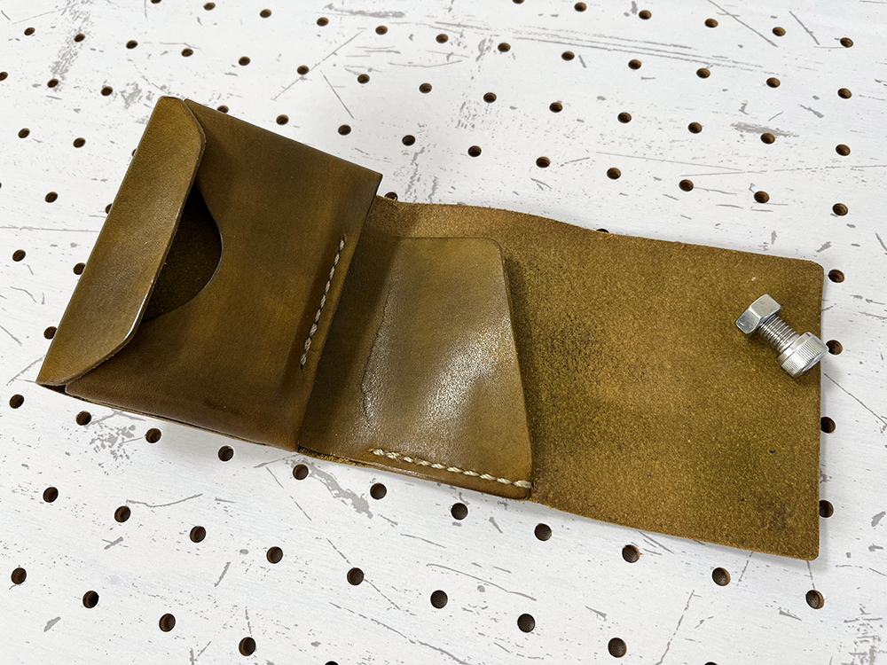 何も入れていない状態ではこんな感じ